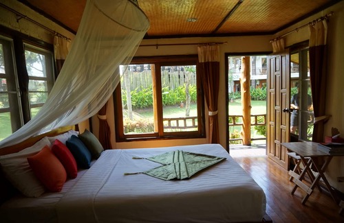 Wang Nam Khiao Hotel | Starwell Garden Home Resort