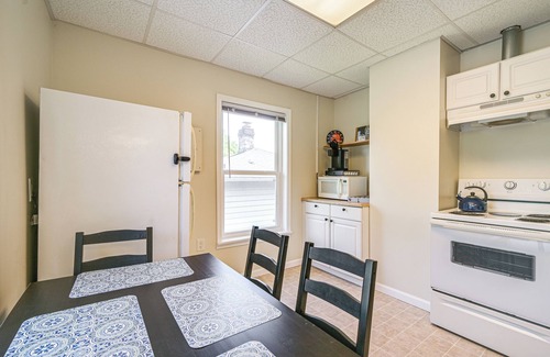 State College Apartment | State College Apartment: Walk to Beaver Stadium!