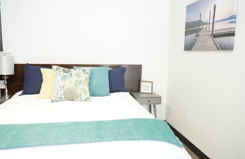 Coeur d'Alene Hotel | State Motel - Twelve