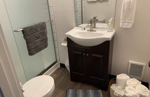 Coeur d'Alene Hotel | State Motel - Twelve