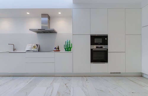 Ferragudo Villa | State of the art villa with exceptional views and pool in Ferragudo