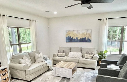 Pickwick Dam House | State Park Luxury. Stylish new home located only 2 minutes from the lake!
