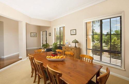 East Bowral House | Stately Bowral Designer Home