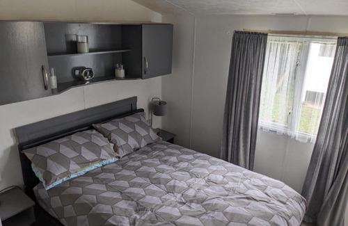 Dawlish Ski Chalet | Static Caravan on Lady's Mile Holiday Park