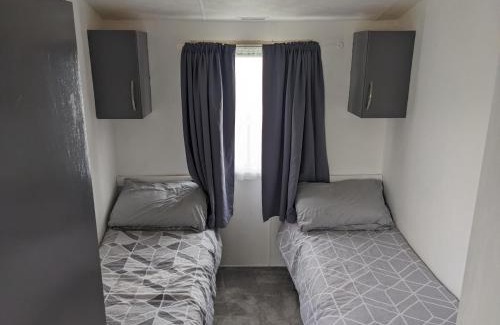 Dawlish Ski Chalet | Static Caravan on Lady's Mile Holiday Park