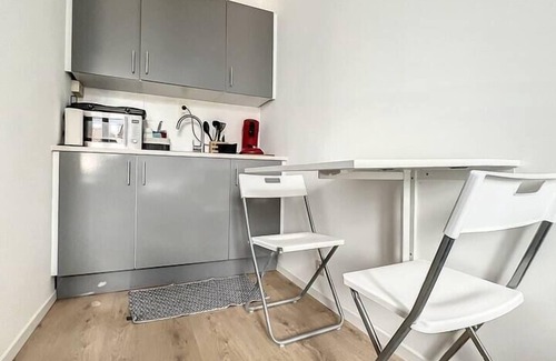 Ransart Apartment | Station 173D Brussels-charleroi-ai