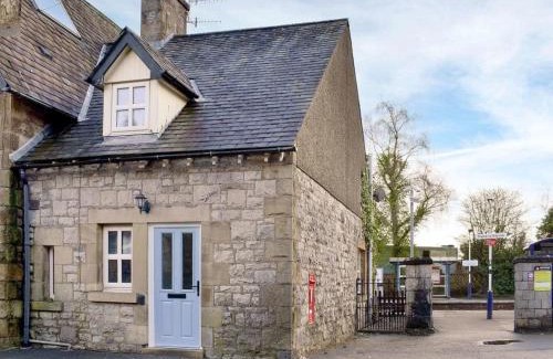 Carnforth House | Station Cottage