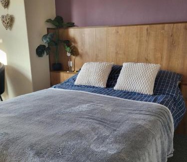 Lancaster House | Station Guesthouse - key pad entry with parking