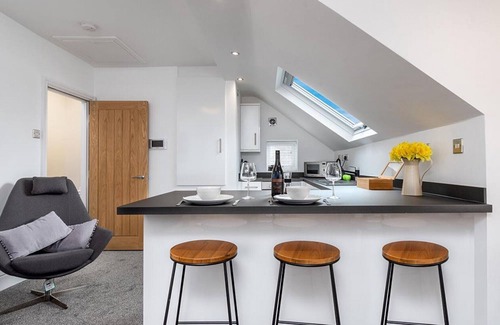 Deganwy Cottage | Station Loft - One Bedroom Cottage, Sleeps 2