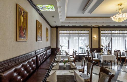 Malekhiv Hotel | Status Hotel
