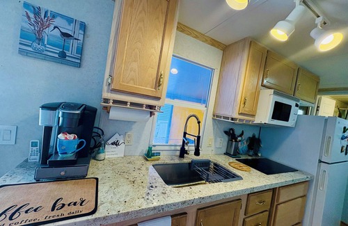 Key Largo RV Rental | Stay 2 nights, 3rd night 10% thru June 30th, 2025