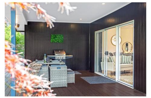 Murrays Beach House | Stay a While at Murrays Beach retreat