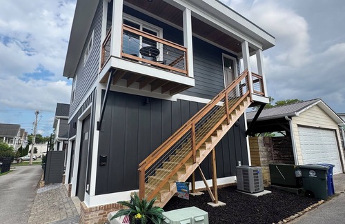 Downtown Chattanooga Apartment | Stay and play in this modern stylish Southside Chattanooga apartment