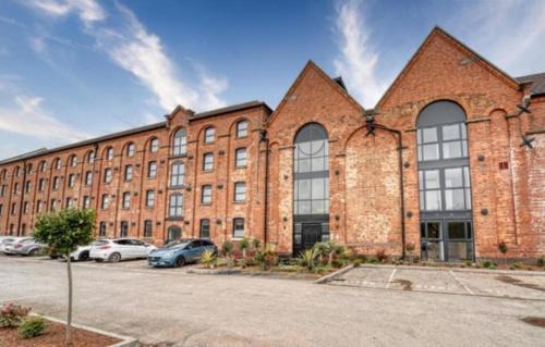 Winshill Apartment | Stay at 52 The Maltings, Burton on Trent - Modern One Bedroom Apartment