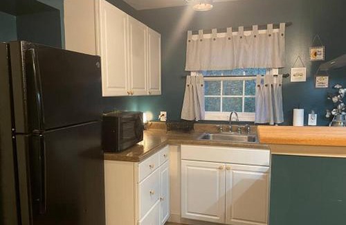 Sumter Apartment | Stay at Emma Jean Retreat in Sumter!
