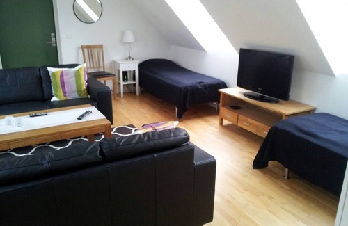 Svanshall House | Stay at our asparagus farm and discover Kullabygden!