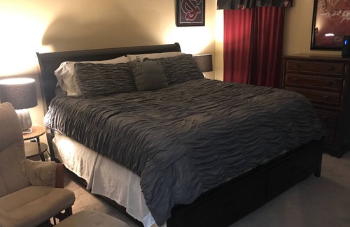 Ladson House | Stay At This Cozy Home ~ Treat It Like Your Own