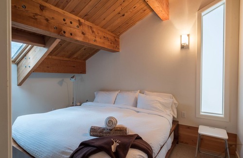 Government Camp Cabin | Stay before 9/8 get the 3RD night FREE!