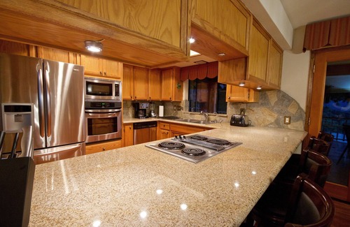 Oakhurst House | Stay busy playing games or just sit back and enjoy the view-this house is for U