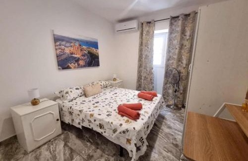 Senglea House | Stay by the Grand Harbour of Valletta