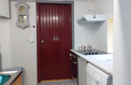 Mayour Cottage | Stay by the River Shannon in Co.Offaly in Centre of Ireland
