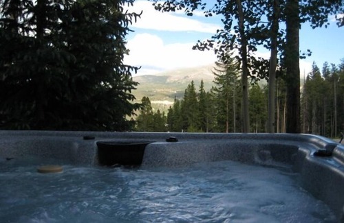Timber Trail House | Stay for Thanksgiving! SkiIn&Out! Great layout and space/Views/HotTub/Billiards