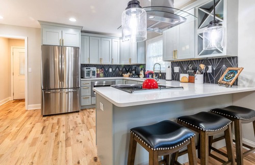 Pittsburgh House | Stay for the Championship Game! |Downtown Atlanta|1.5 Miles to Mercedes Benz Stadium |Dog Friendly
