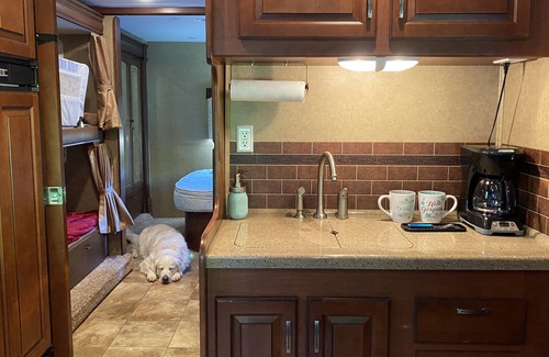East Corinth House | Stay in Maine RV Freedom