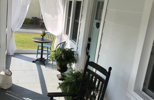 St. Michaels House | Stay in the HEART of Saint Michaels!