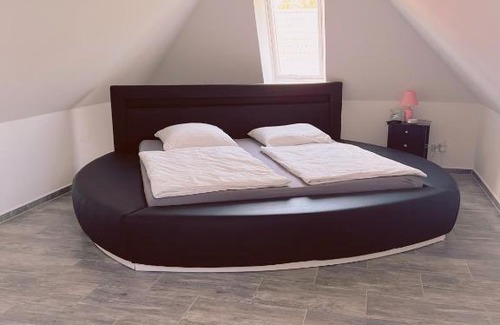 Panketal Bed & Breakfast | Stay Inn by Pearl - 2 Schlafzimmer - S-Bahn - Parkplatz - Immanuel Krankenhaus - Helios Klinikum