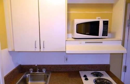 Stockbridge Hotel | Stay Inn & Suites