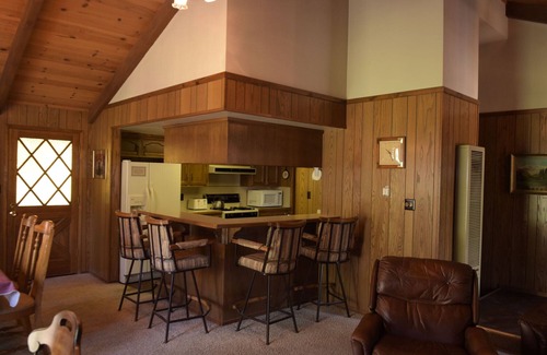 North Wawona House | Stay Inside Yosemite National Park! No separate park reservation required.