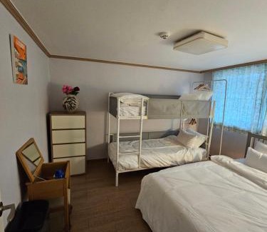 Cheongunhyoja-dong House | Stay Joy