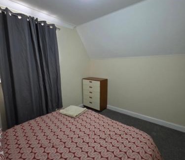 Colchester House | Stay Near Colchester twn centre4