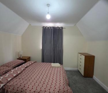 Colchester House | Stay Near Colchester twn centre4