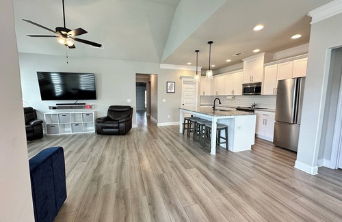 Grovetown House | Stay Near the Masters: Relaxing Home near Augusta National Golf Club!