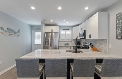 Sea Isle City Condo | Stay near the Sea Isle City Beach in our cozy 3-bedroom condo.