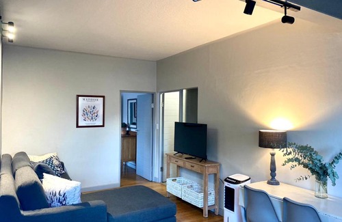 Paarl Apartment | Stay on Main