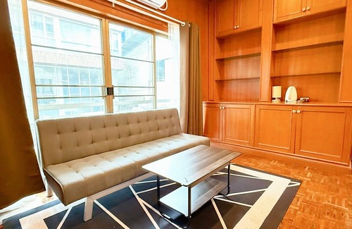 Nana Hotel | Stay On Sukhumvit 11