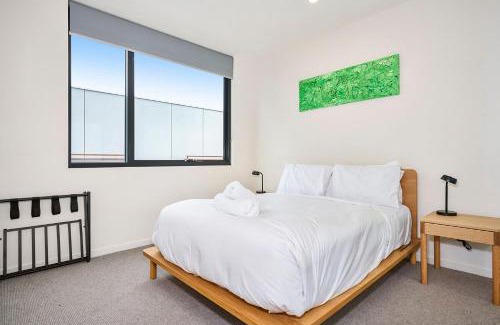 Richmond Apartment | Stay on Swan St 10 Mins to MCG