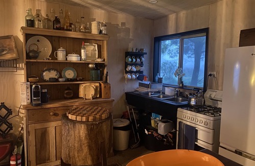 Sassafras Cabin | Stay on the escarpment, rural retreat, forest bathe, stargaze, amazing views