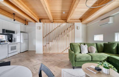 Alberta Arts District House | Stay Portland - Alberta Arts District Hideaway - Stylish Townhome