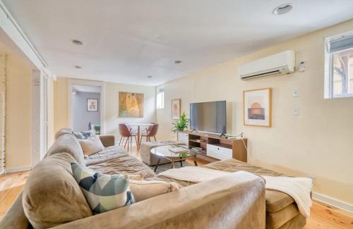 Buckman Neighborhood Apartment | Stay Portland - Buckman Bliss, Quiet Oasis Near Portland's Pulse