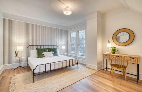 Buckman Neighborhood Apartment | Stay Portland - Historic Queen Anne Vernacular - 95 WalkScore