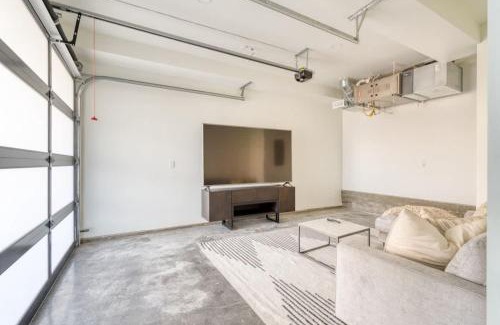 North Tabor House | Stay Portland - The North Tabor Retreat - Families & Remote Work