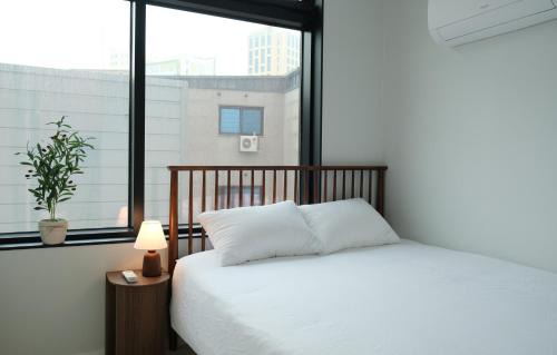 Gunja-dong Apartment | Stay Seoul Vibe near Seongsu Konkuk univ