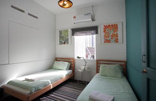 George Town House | Stay SongSong Mount Erskine