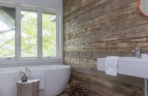 Stowe Area Hotel | Stay Steps from It All – Trails, Restaurants & Shops from This Cozy Lodge