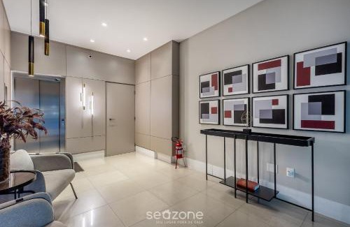 Andorinha Apartment | Stay steps from the sea in Meia Praia - VIM