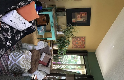 Arlington Park Condo | Stay this close to all Sarasota has to offer